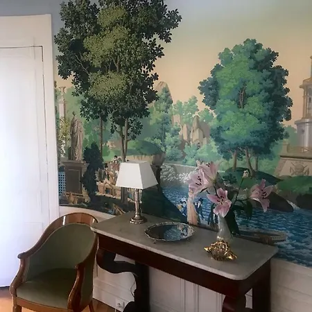 Le 48 4* Parigi