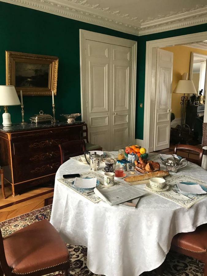 Le 48 Parigi